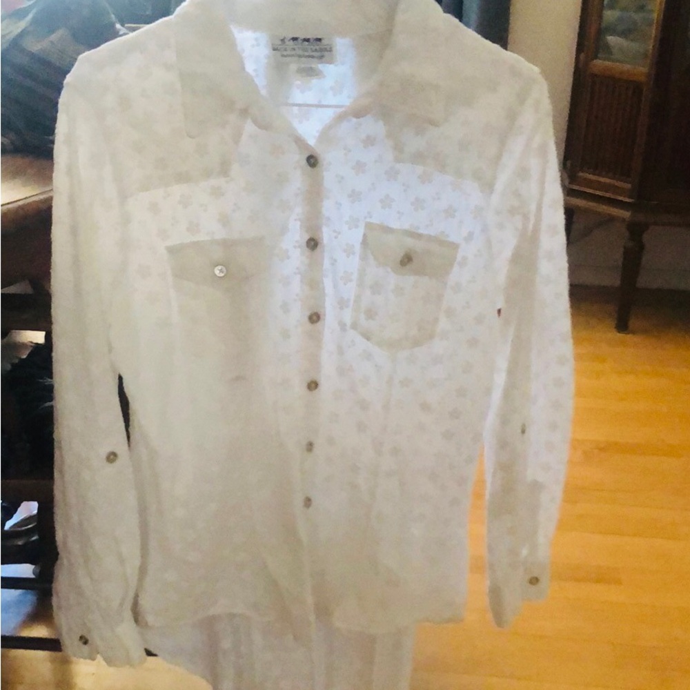 Elegant White Button-Up Blouse